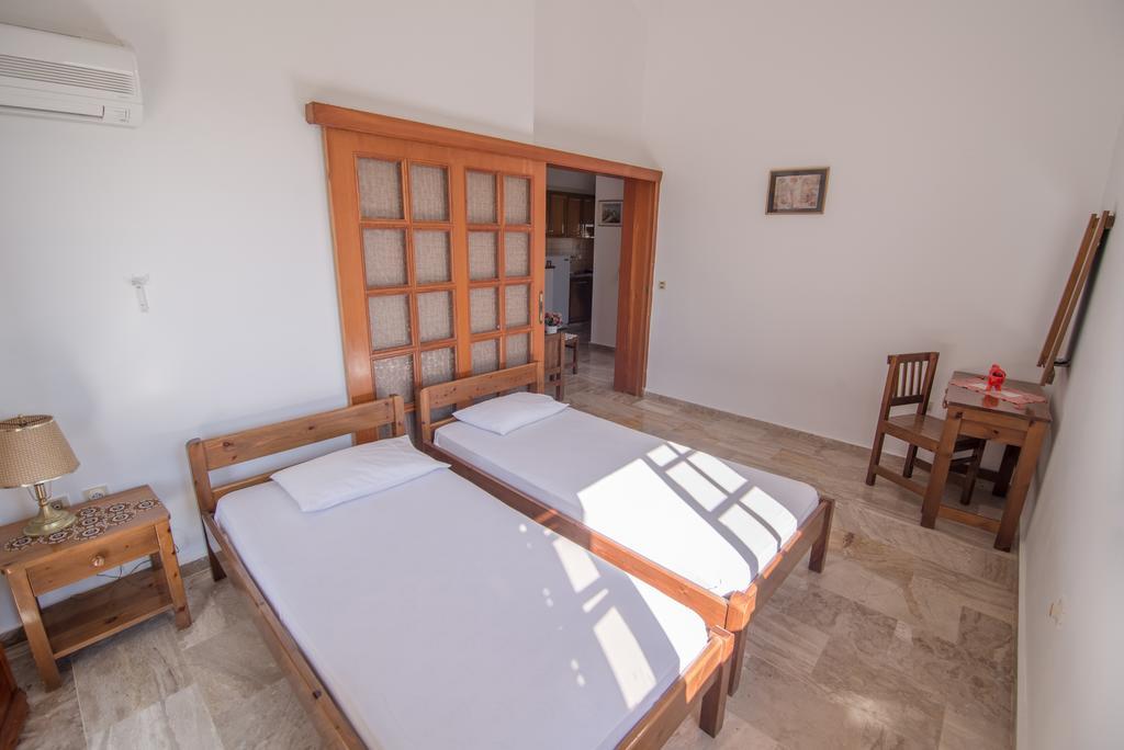 Maria Parameriti Apartments Poros  Exterior photo
